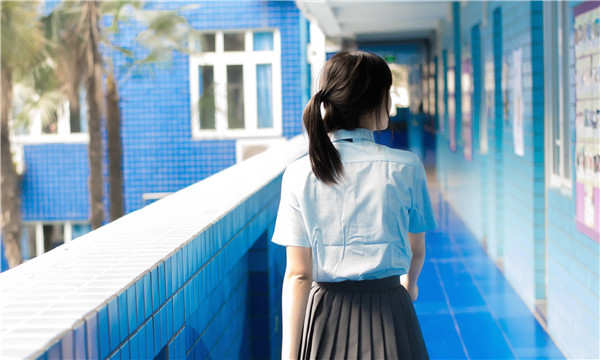 海丰如何找到一个可以帮助我生孩子的女人？